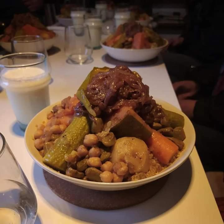 Tarbi'aat Tetaoun 44 Hotel Tetouan Bagian luar foto