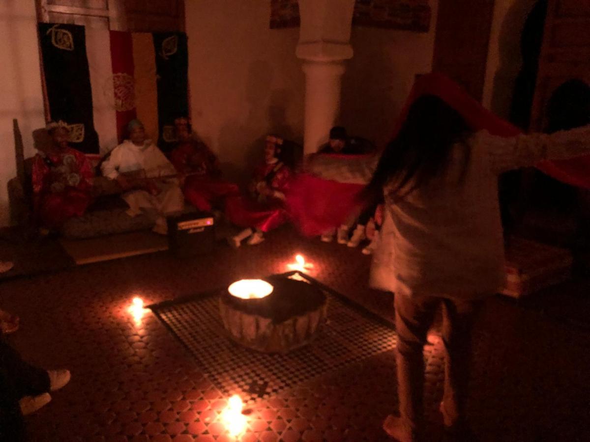 Tarbi'aat Tetaoun 44 Hotel Tetouan Bagian luar foto