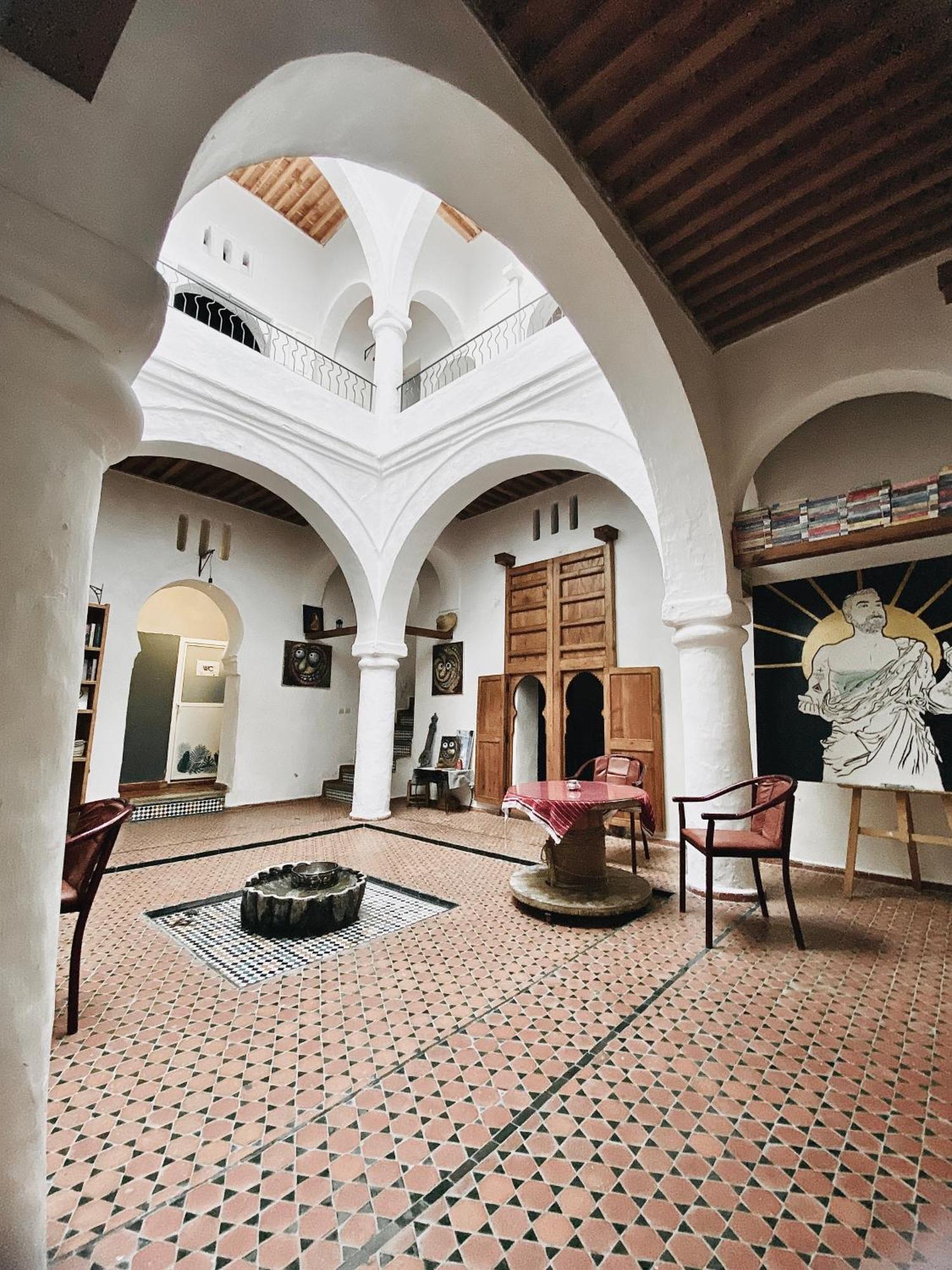 Tarbi'aat Tetaoun 44 Hotel Tetouan Bagian luar foto