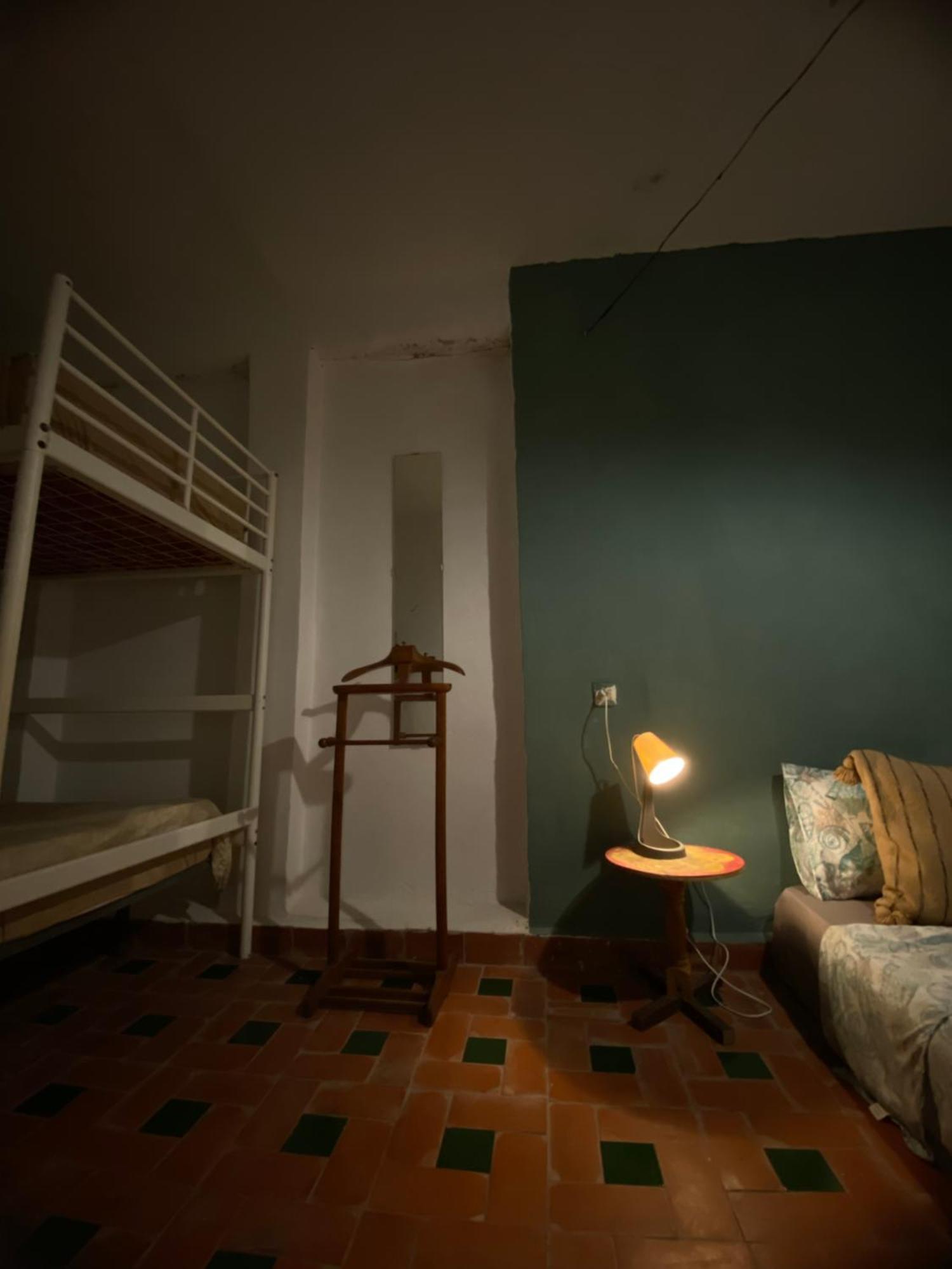 Tarbi'aat Tetaoun 44 Hotel Tetouan Bagian luar foto