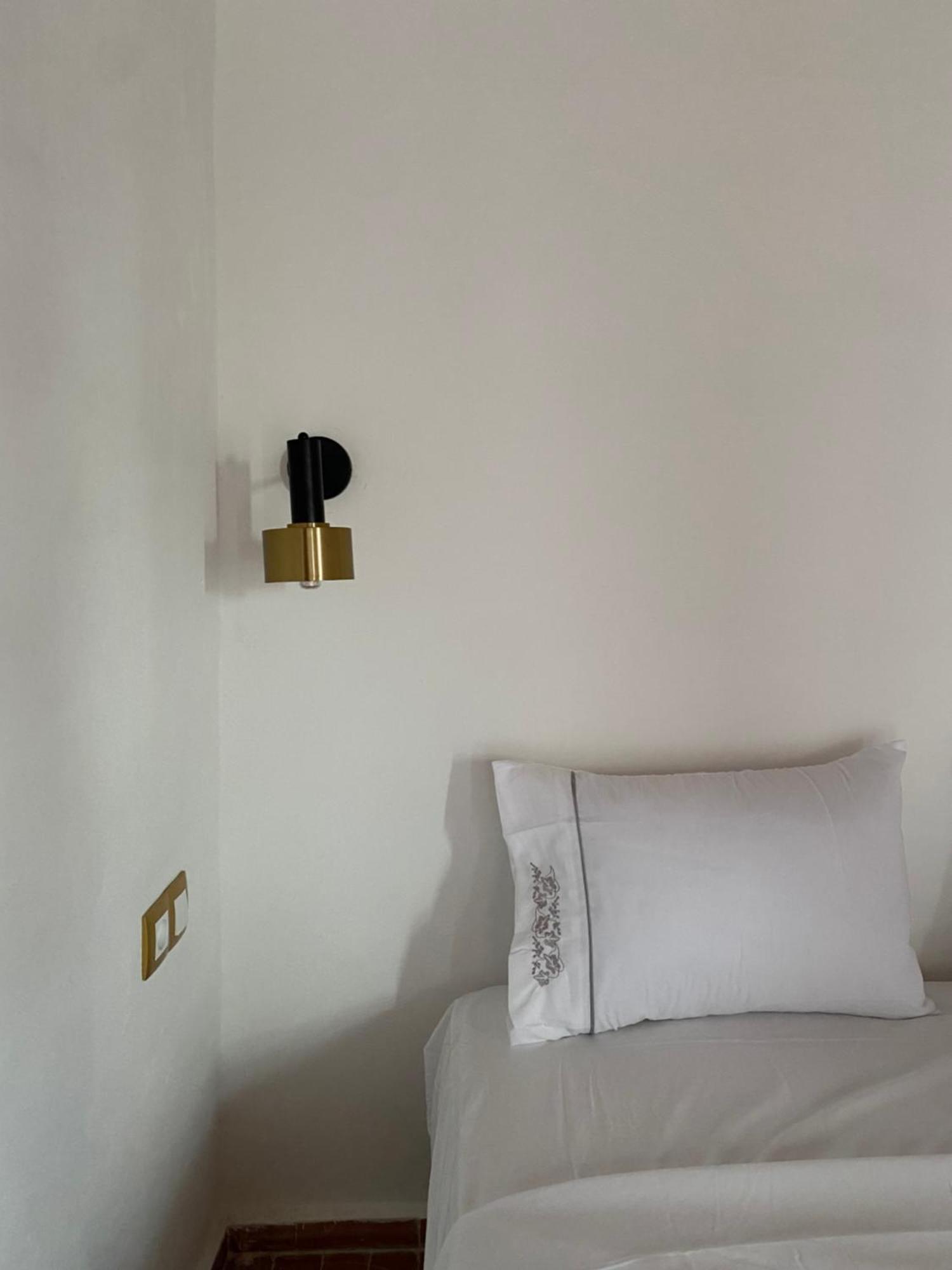 Tarbi'aat Tetaoun 44 Hotel Tetouan Bagian luar foto