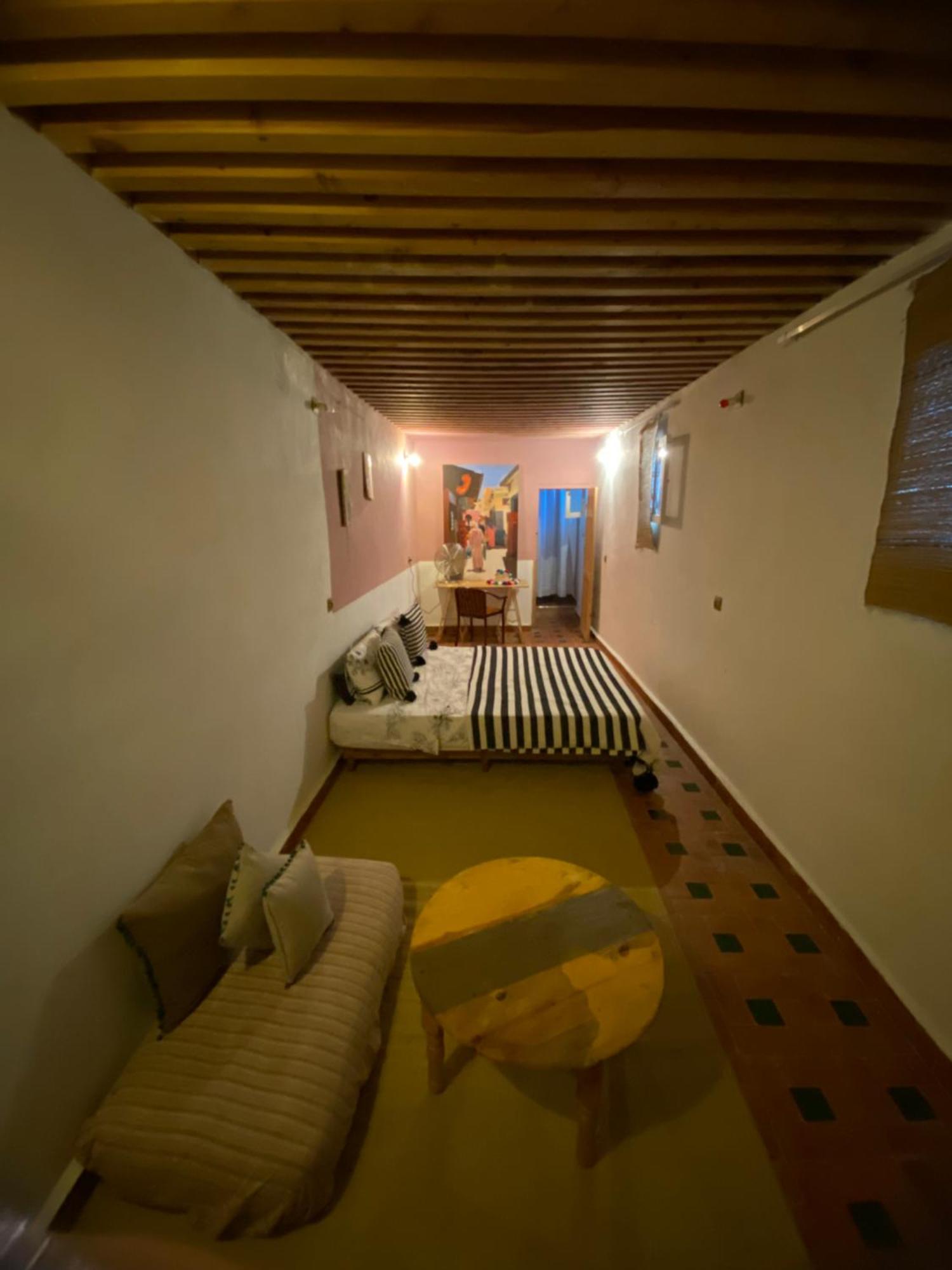 Tarbi'aat Tetaoun 44 Hotel Tetouan Bagian luar foto