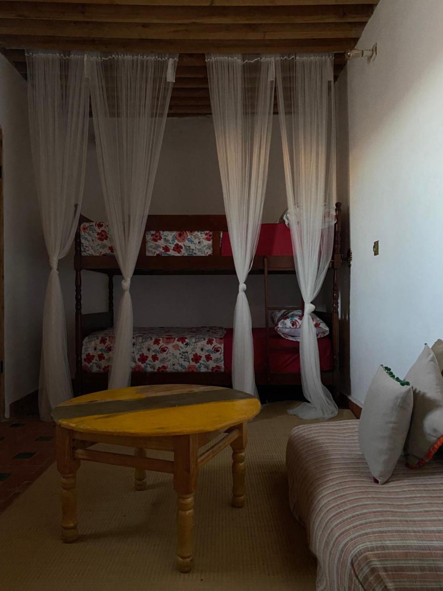 Tarbi'aat Tetaoun 44 Hotel Tetouan Bagian luar foto