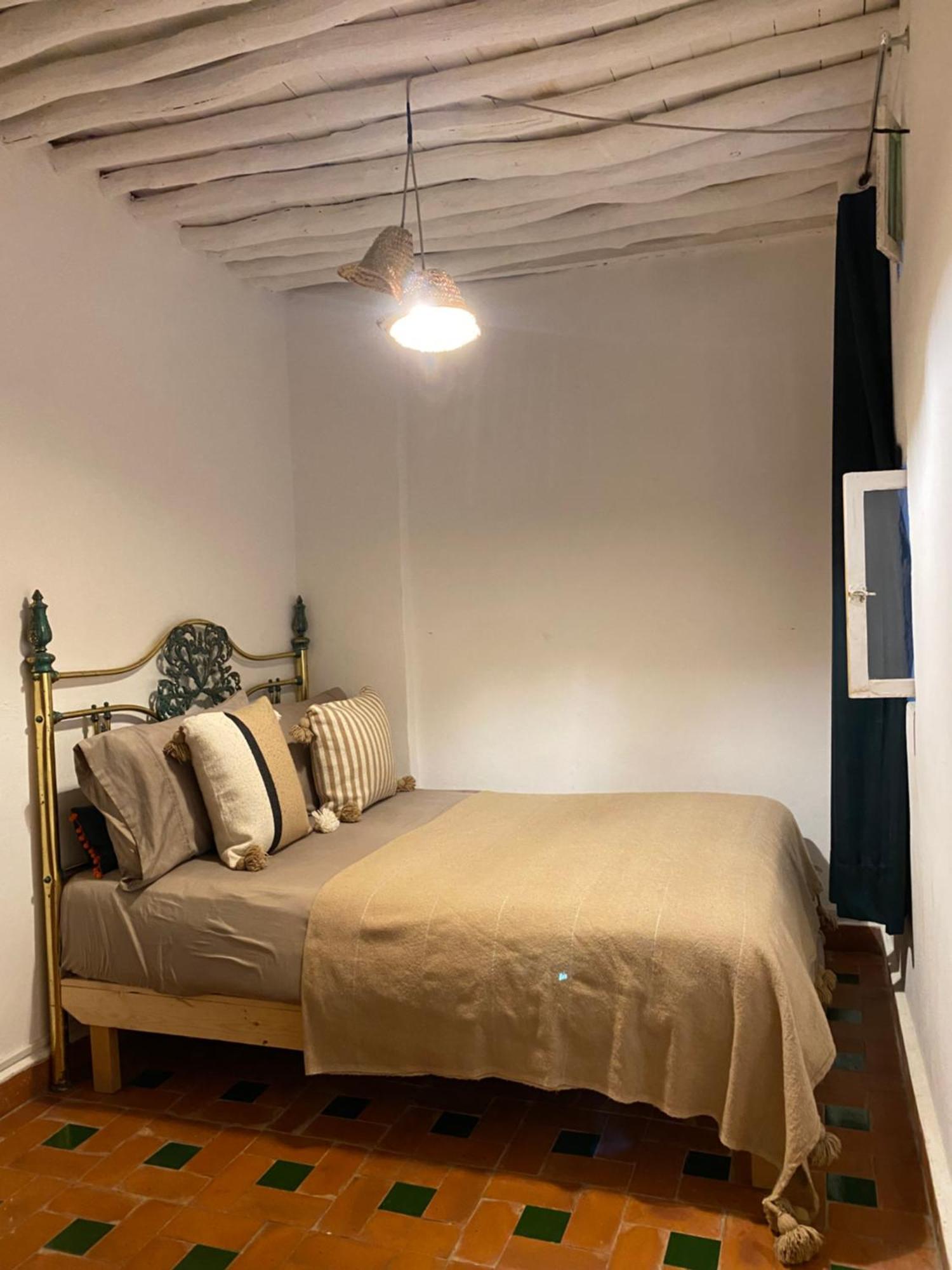 Tarbi'aat Tetaoun 44 Hotel Tetouan Bagian luar foto